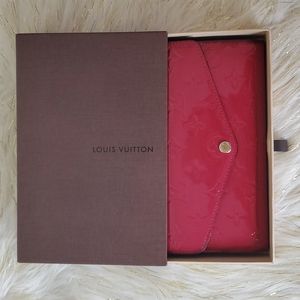 Louis vuitton sarah vernis wallet